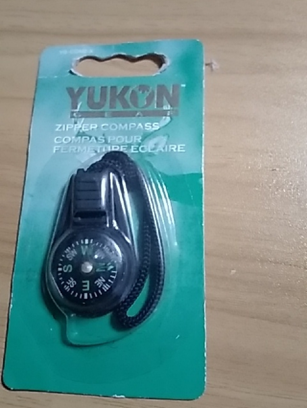 YUKON Zipper Compass - Black